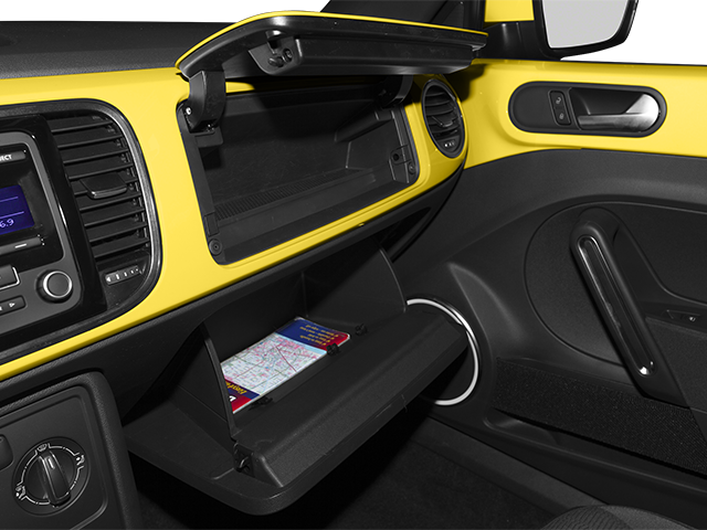 2014 Volkswagen Beetle 2.5L w/Sun