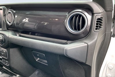 2020 Jeep Wrangler Unlimited Sahara Altitude