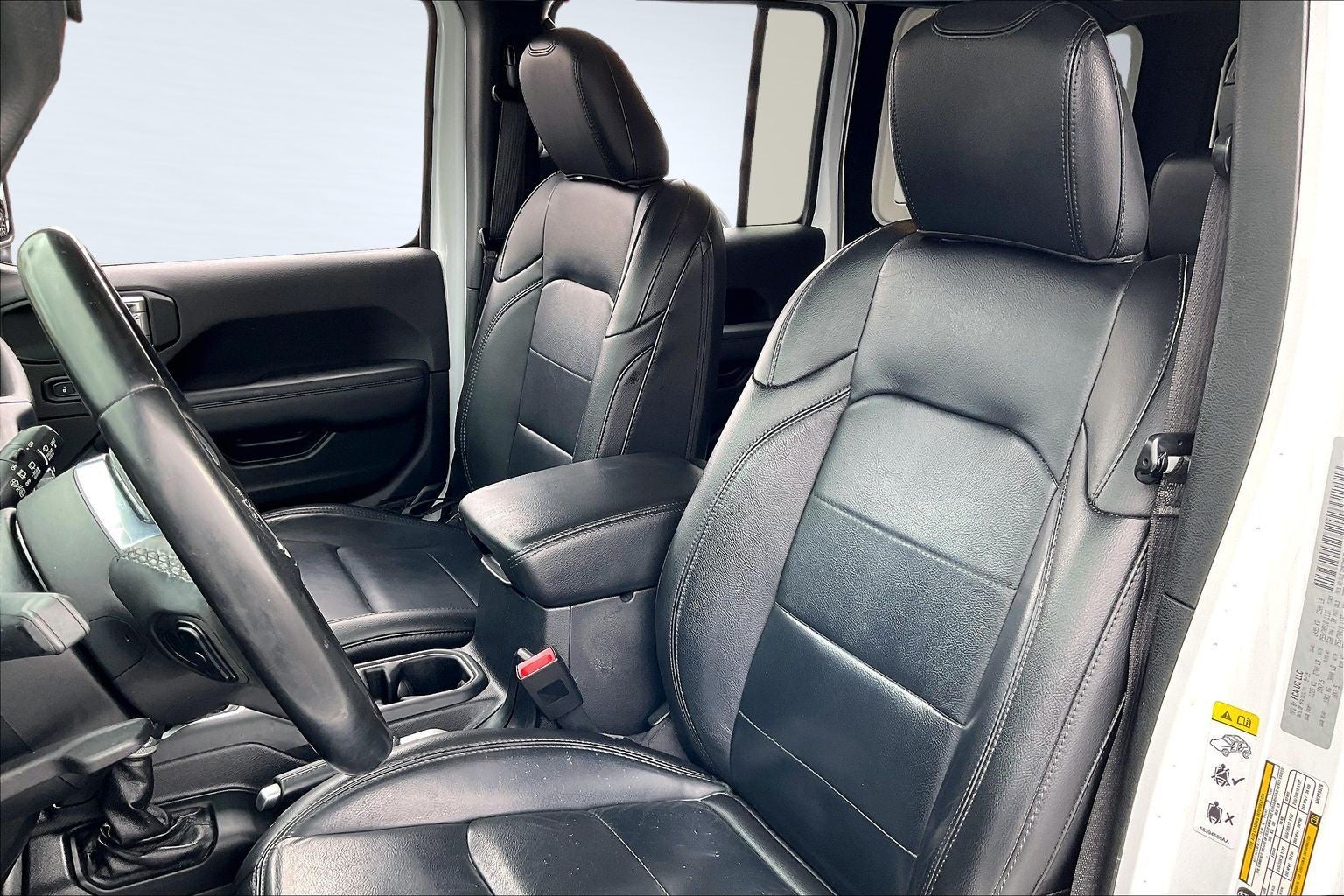 2020 Jeep Wrangler Unlimited Sahara Altitude