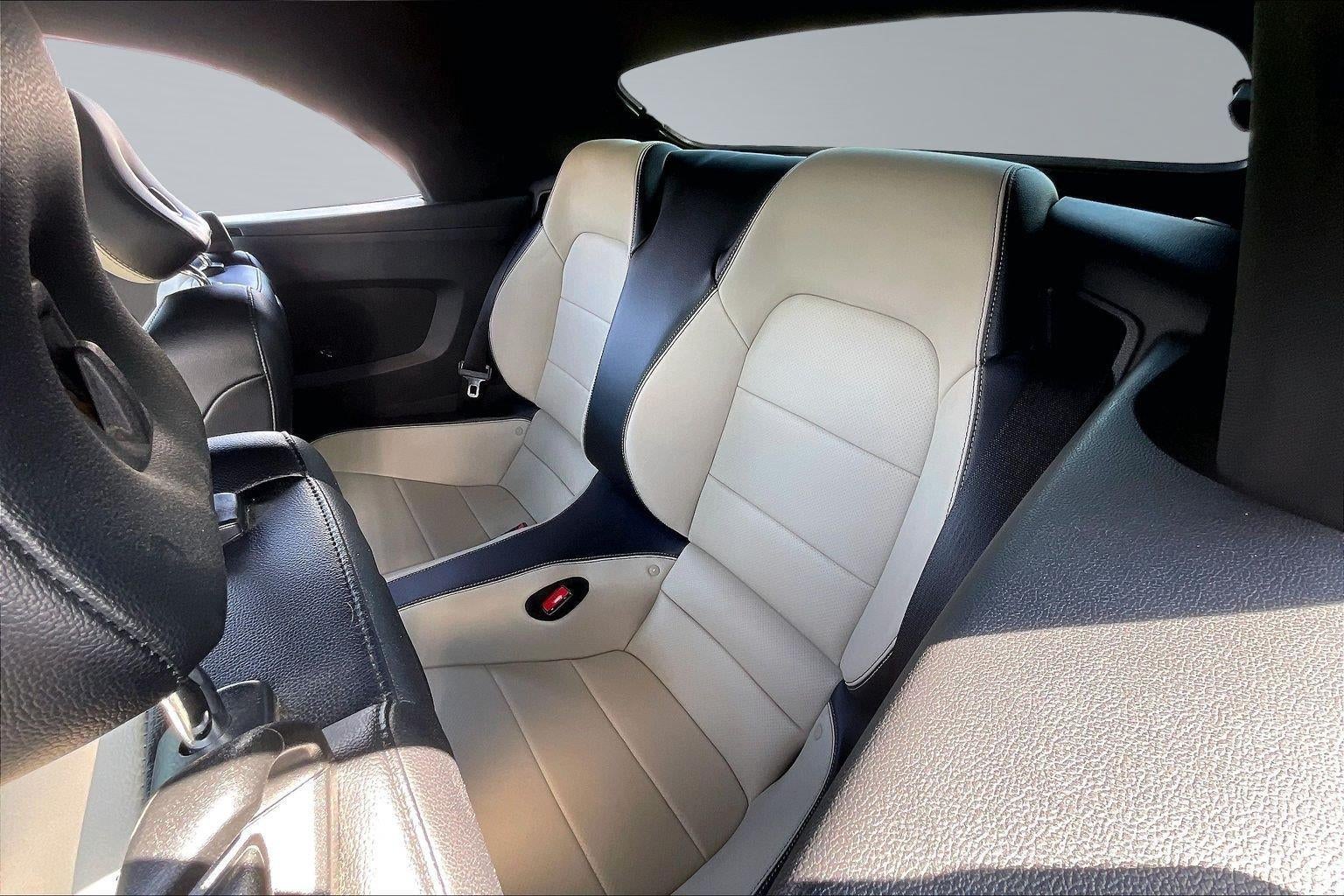 2016 Ford Mustang EcoBoost Premium