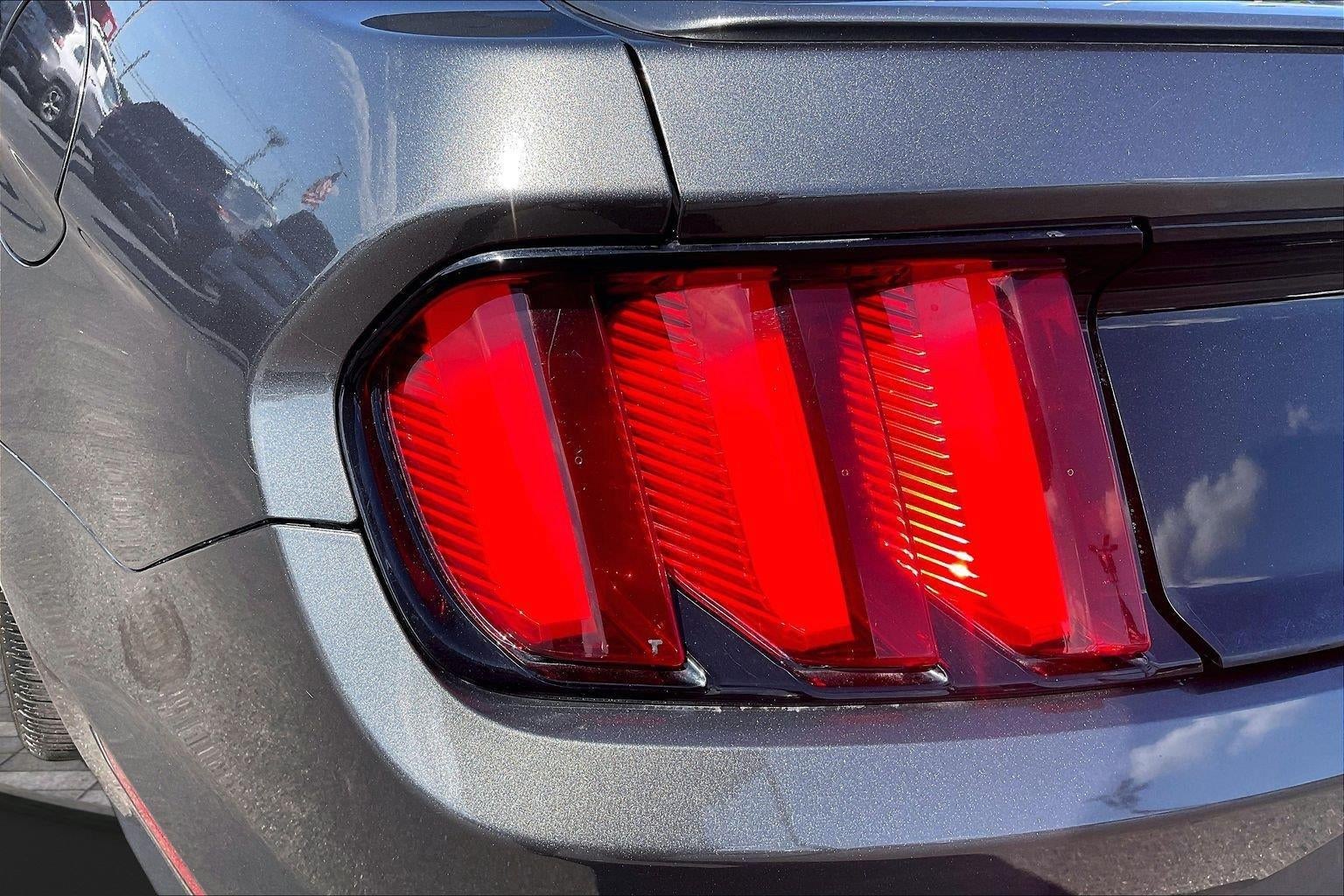 2016 Ford Mustang EcoBoost Premium
