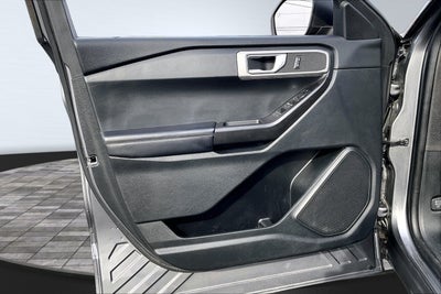 2021 Ford Explorer Base