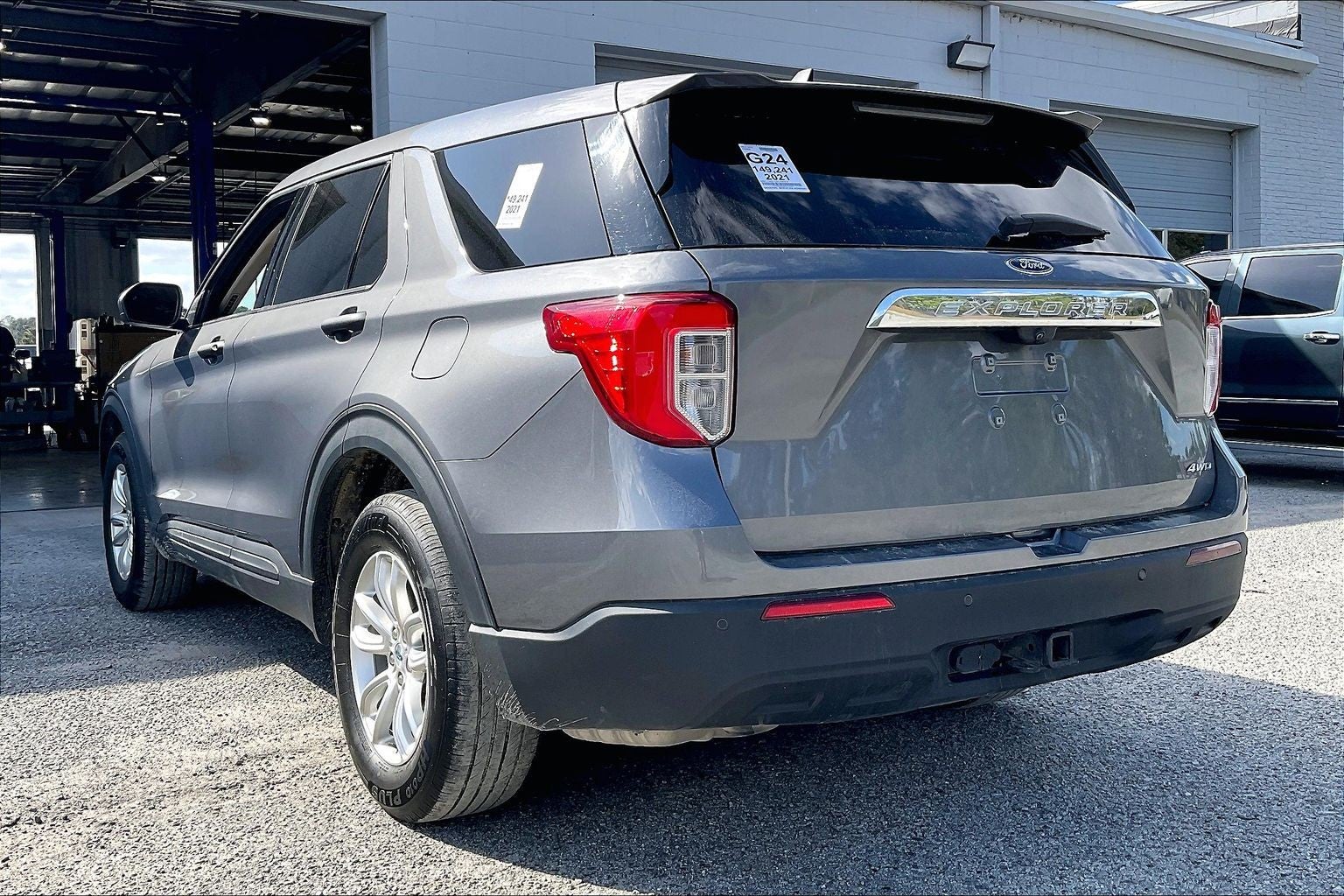2021 Ford Explorer Base