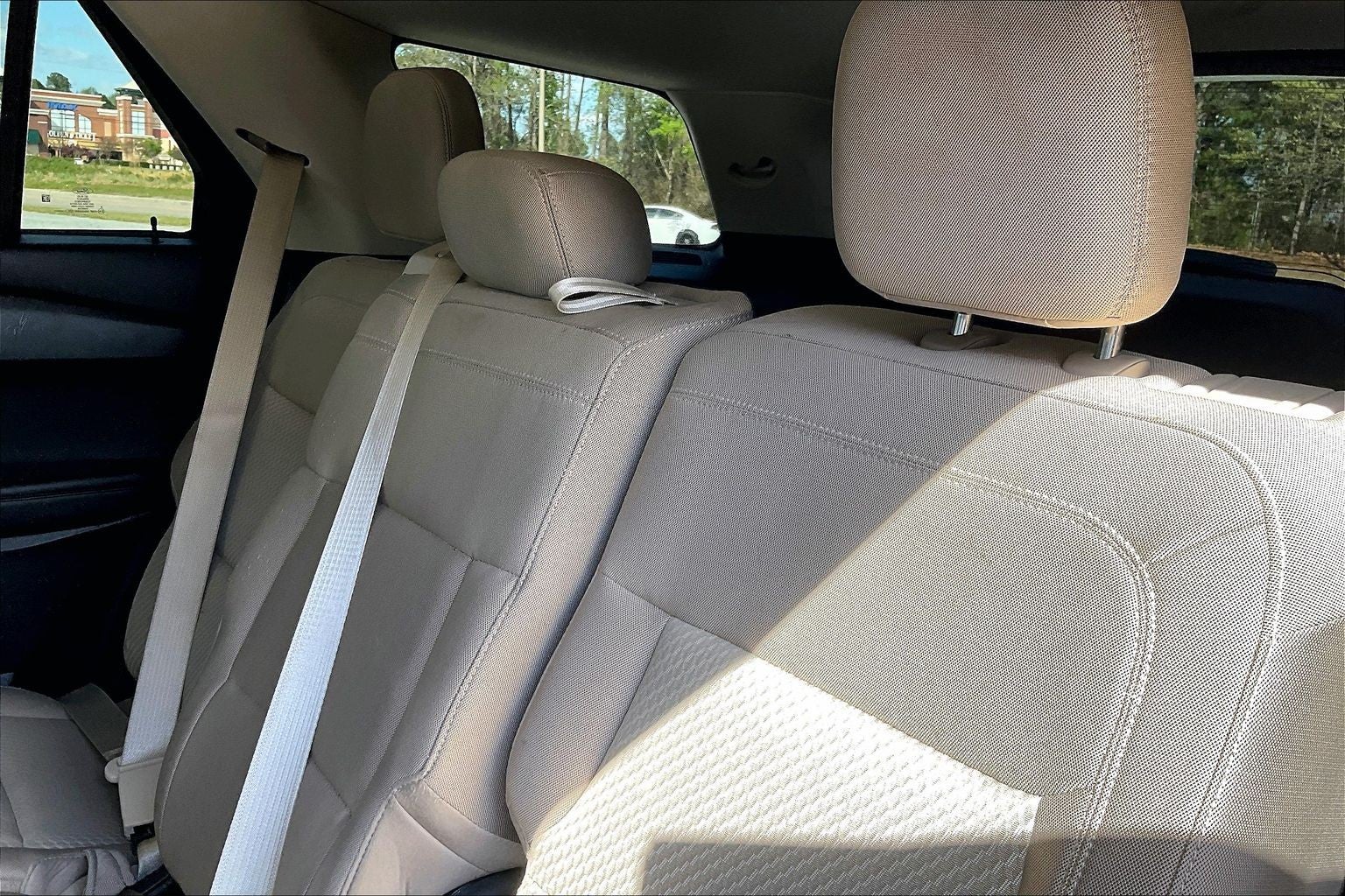 2021 Ford Explorer Base