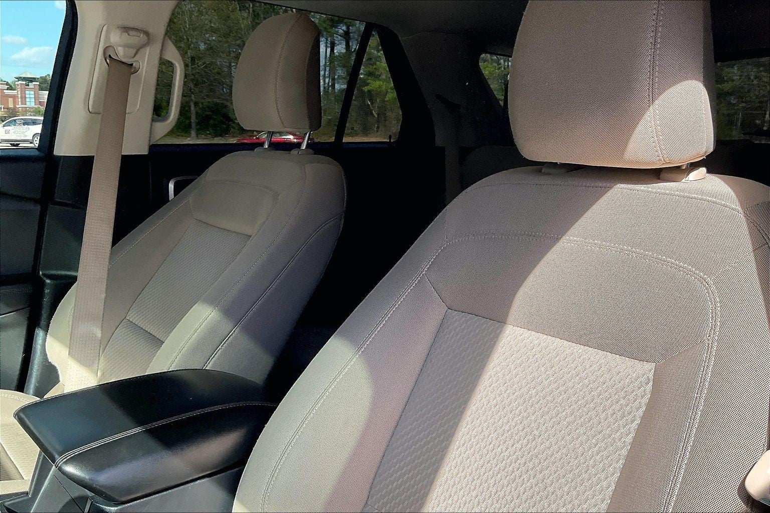 2021 Ford Explorer Base