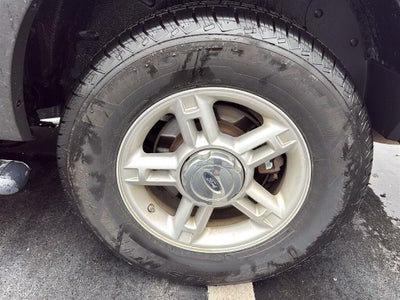 2004 Ford Explorer XLS