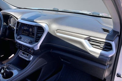 2020 GMC Acadia SLT