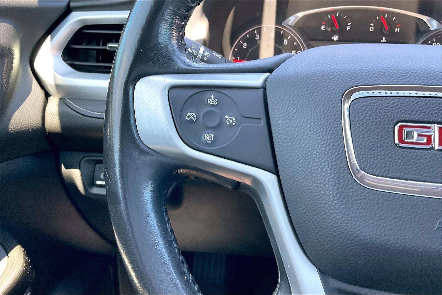 2020 GMC Acadia SLT
