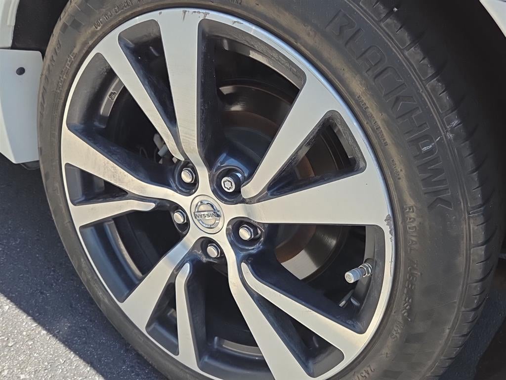 2017 Nissan Maxima Platinum