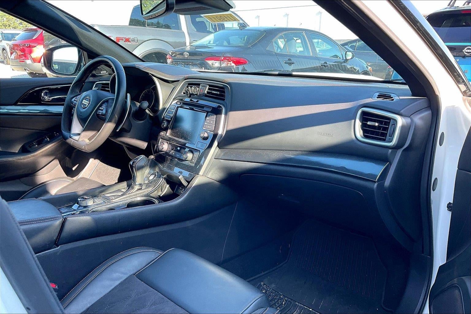 2020 Nissan Maxima SR