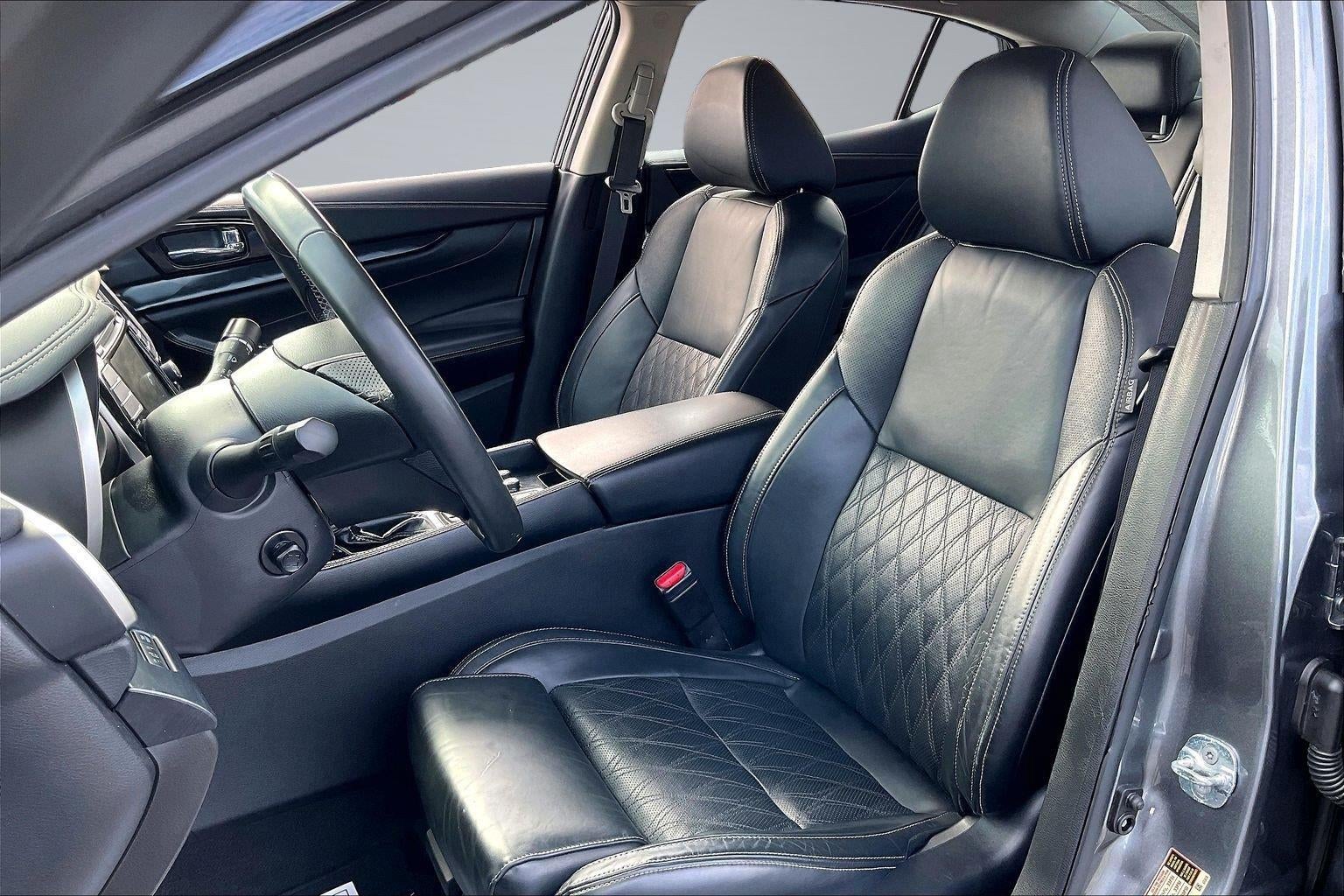 2023 Nissan Maxima Platinum