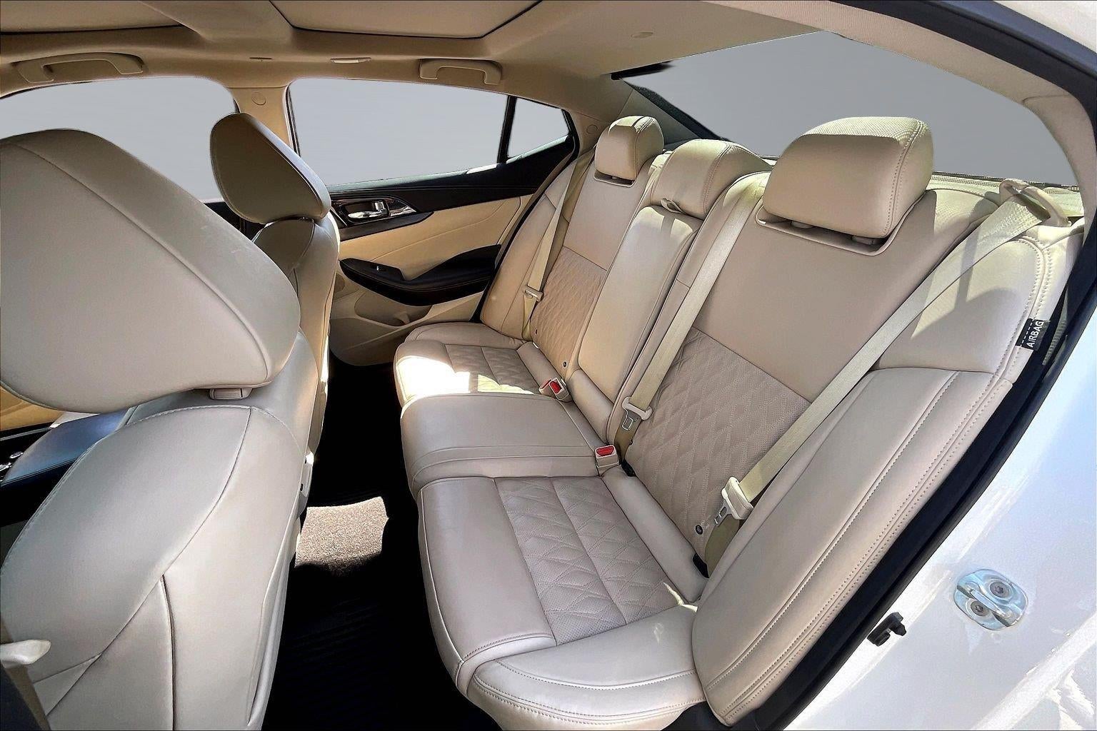 2023 Nissan Maxima Platinum