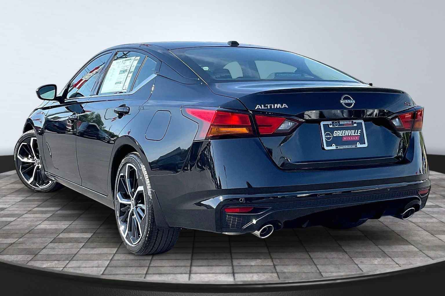 2026 Nissan Altima SR