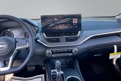 2026 Nissan Altima SR