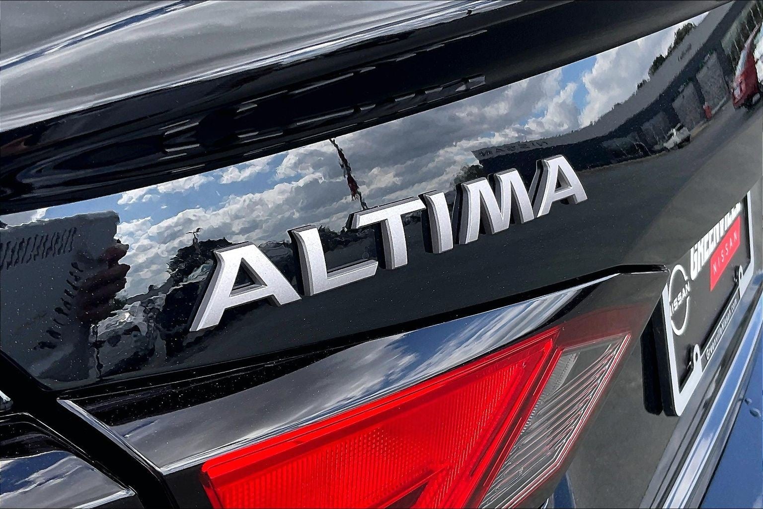 2026 Nissan Altima SV