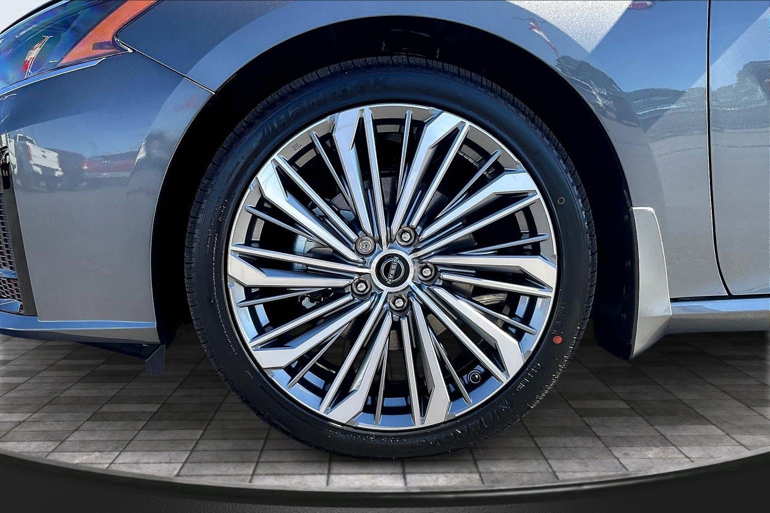 2025 Nissan Altima SL