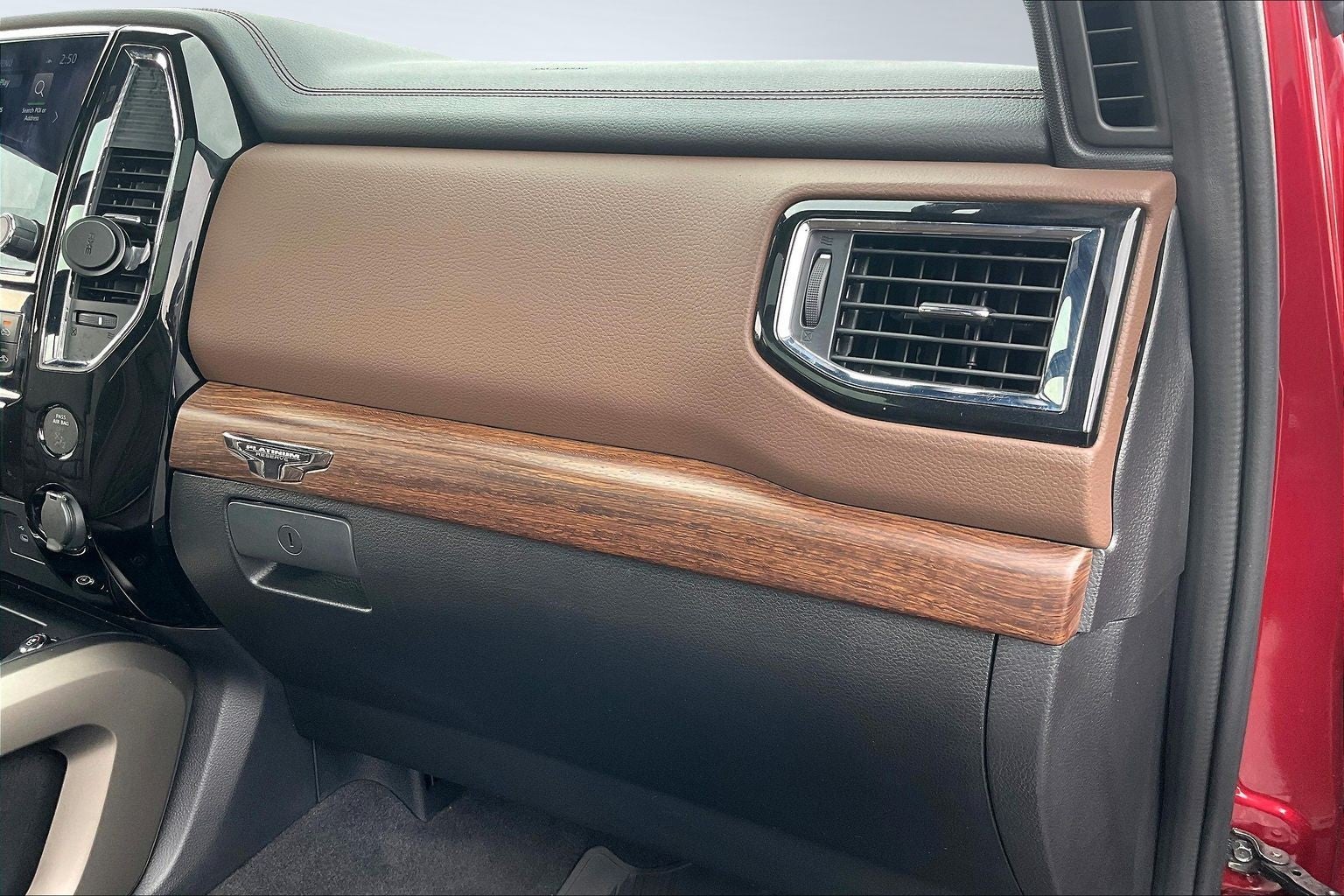 2024 Nissan Titan Platinum Reserve