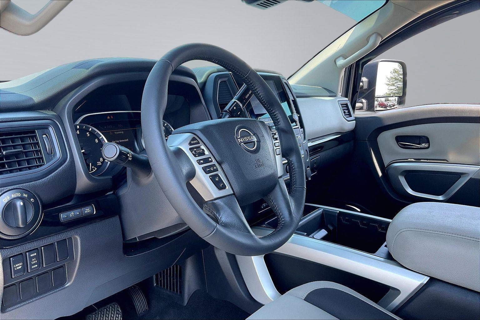 2024 Nissan Titan SV