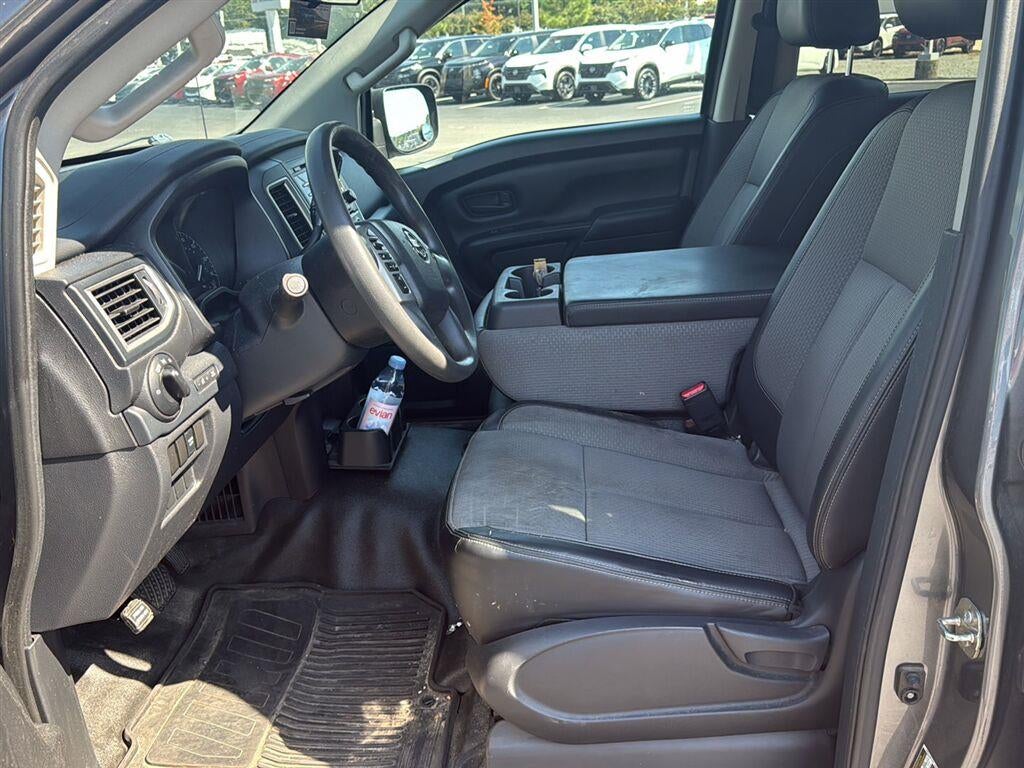 2017 Nissan Titan S