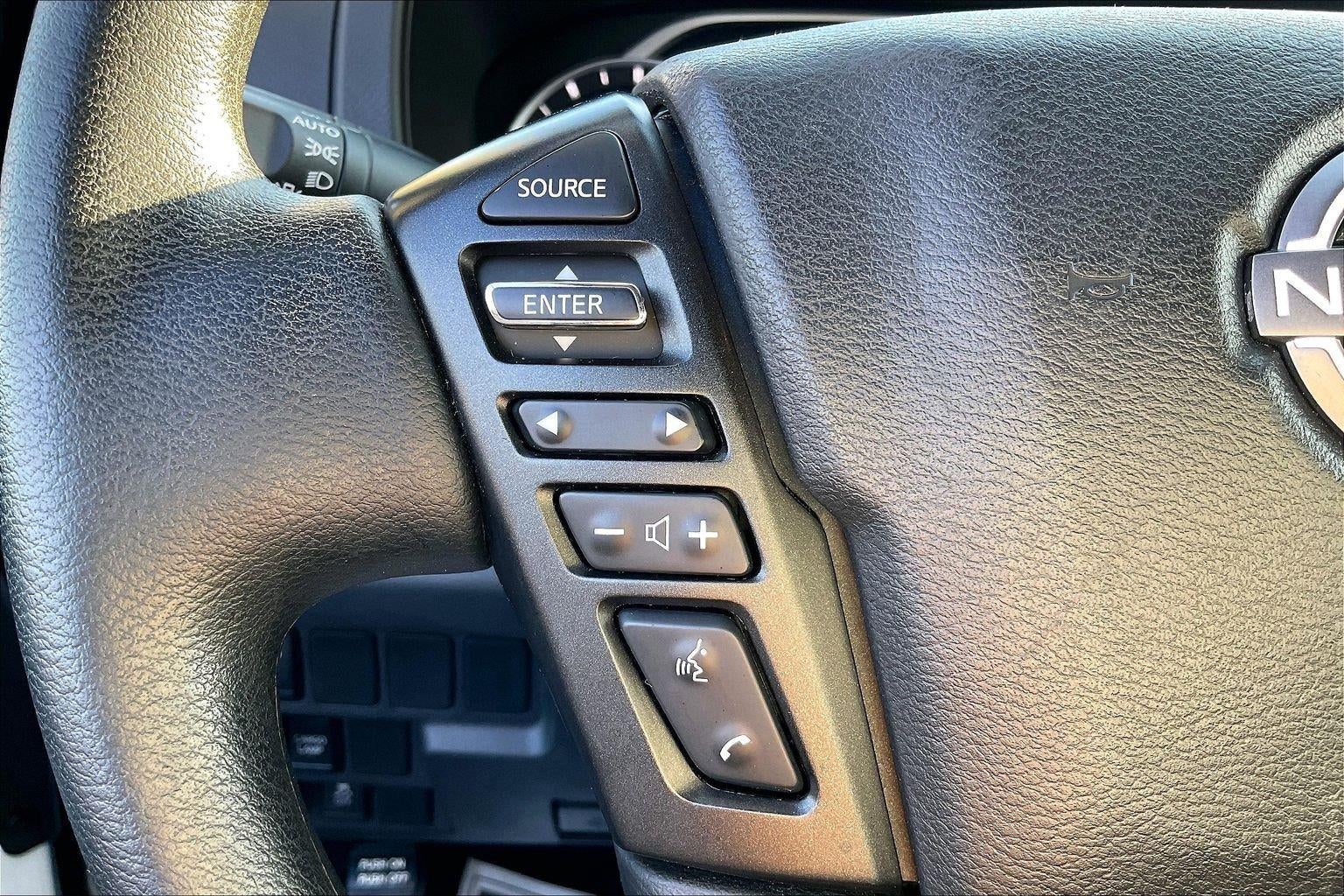 2025 Nissan Frontier SV