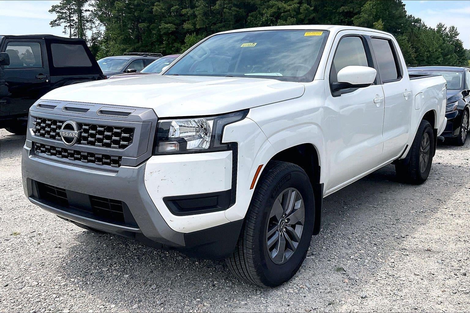 2025 Nissan Frontier SV