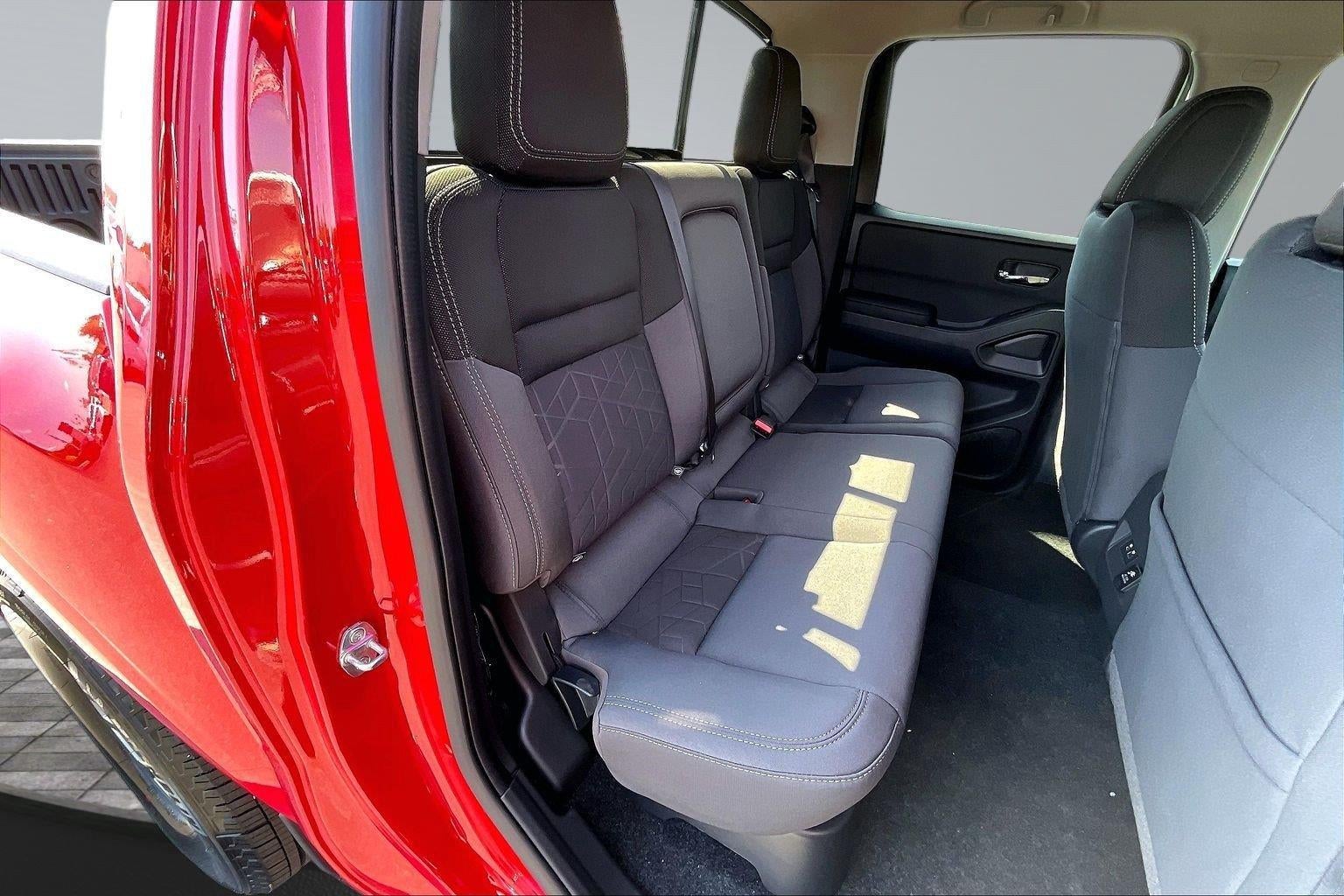 2027 Nissan Frontier SV