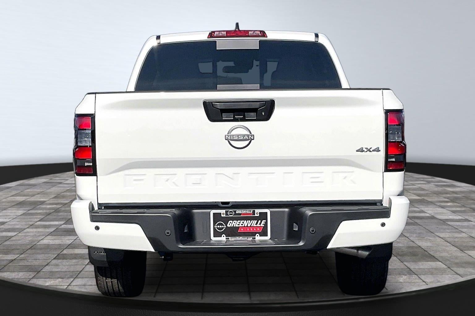 2027 Nissan Frontier SV