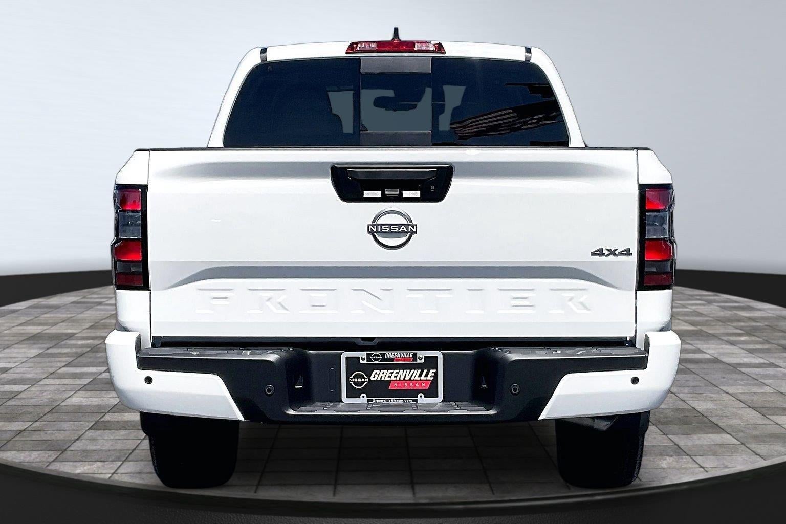 2027 Nissan Frontier SV
