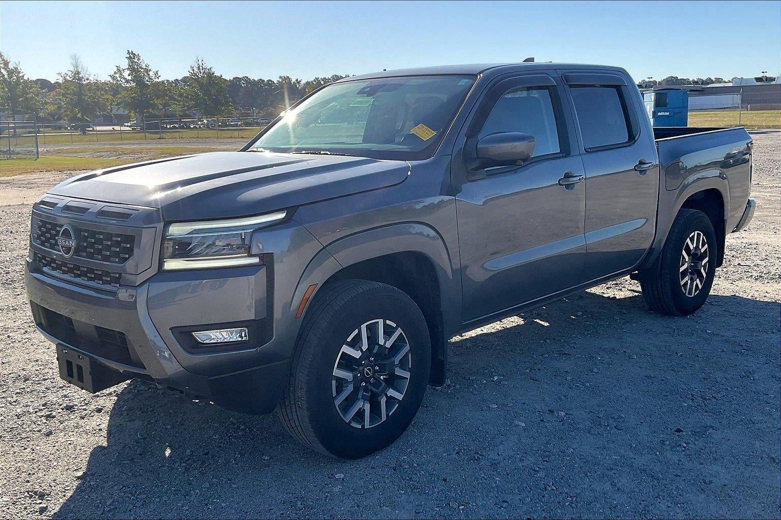 2025 Nissan Frontier SL