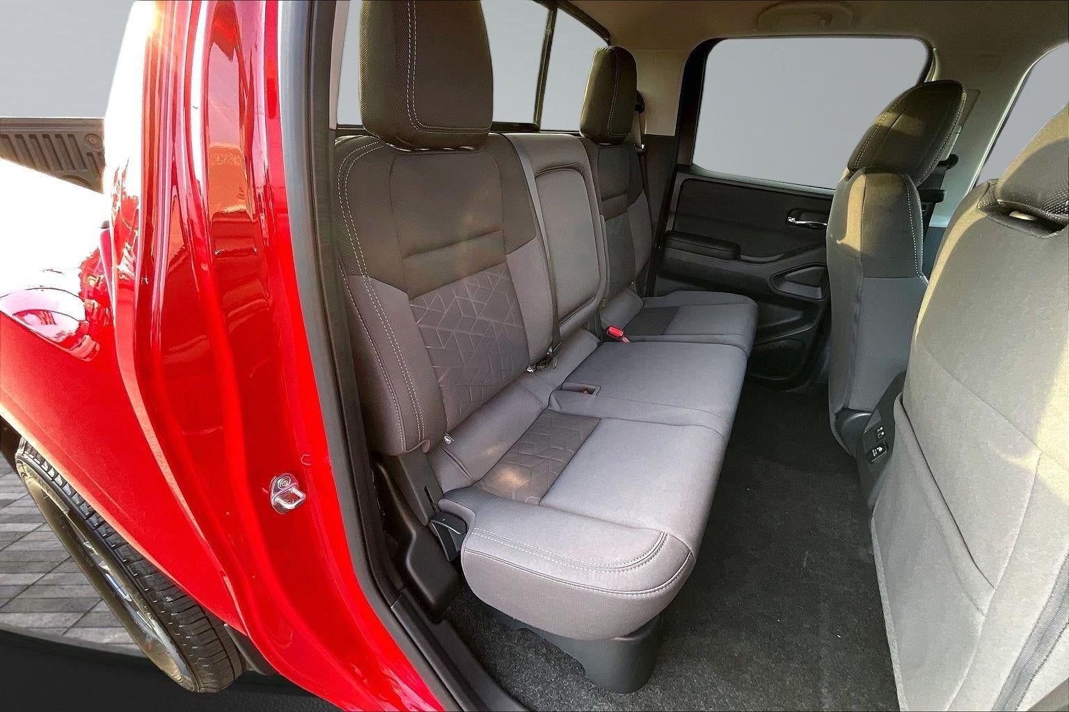 2027 Nissan Frontier SV