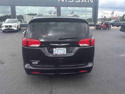 2021 Chrysler Voyager LXI