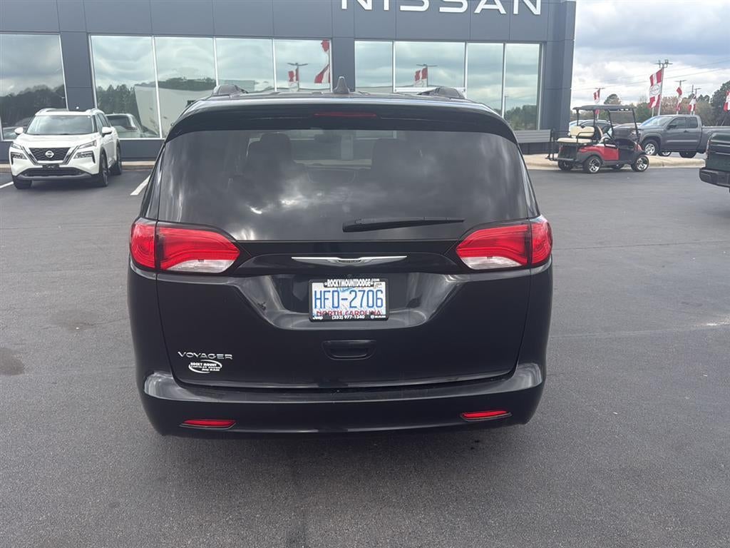 2021 Chrysler Voyager LXI