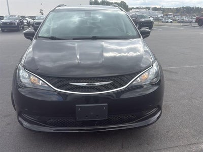 2021 Chrysler Voyager LXI