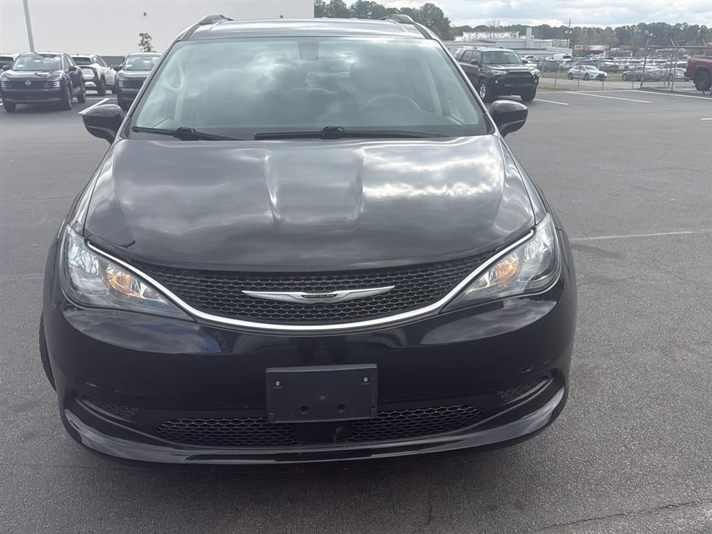 2021 Chrysler Voyager LXI