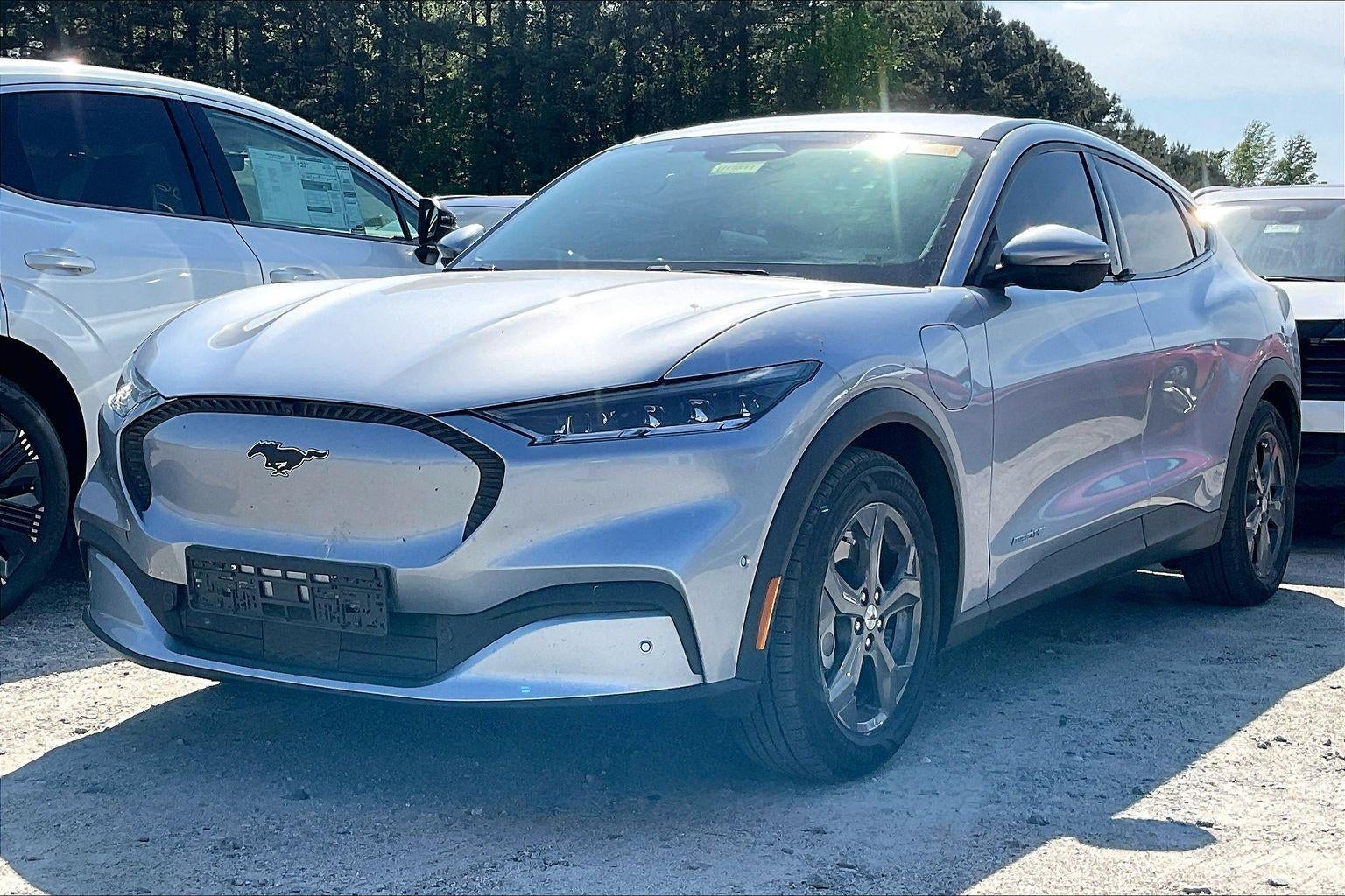 2022 Ford Mustang Mach-E Select