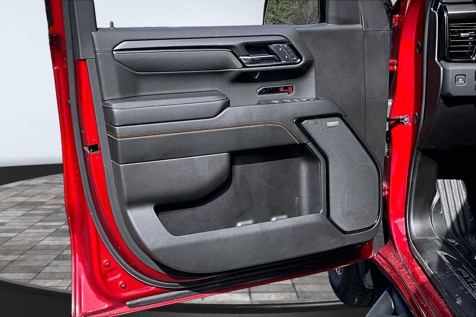 2025 GMC Sierra 1500 AT4