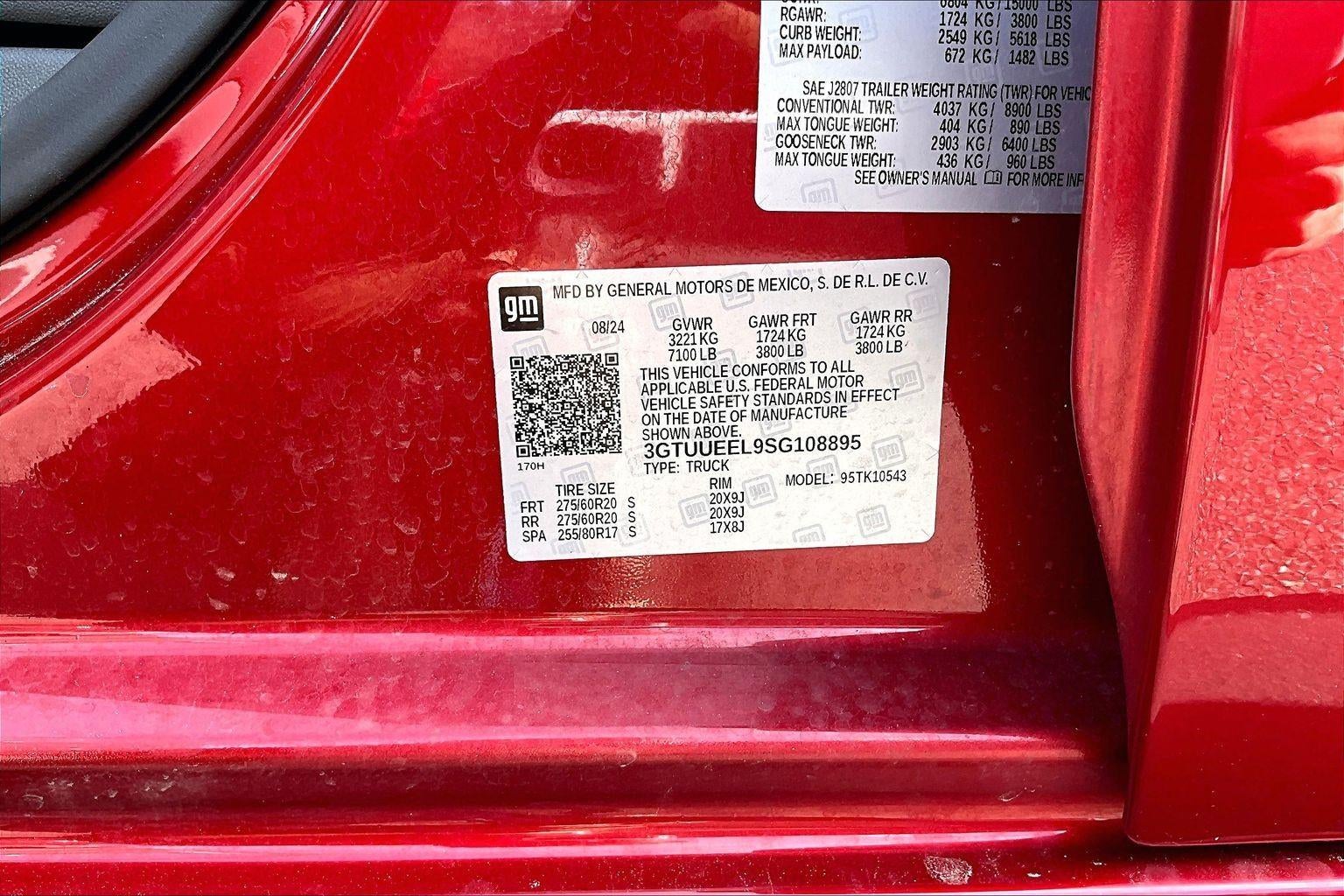 2025 GMC Sierra 1500 AT4