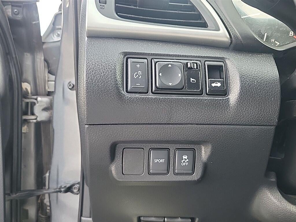 2019 Nissan SENTRA SR