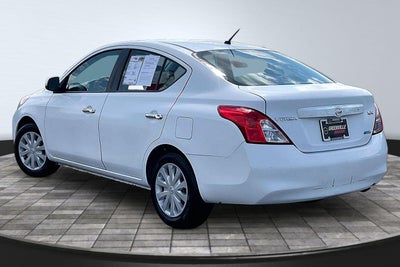 2012 Nissan Versa SV