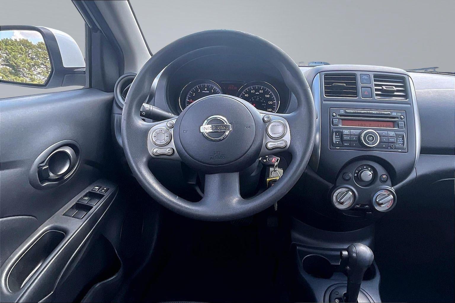2012 Nissan Versa SV