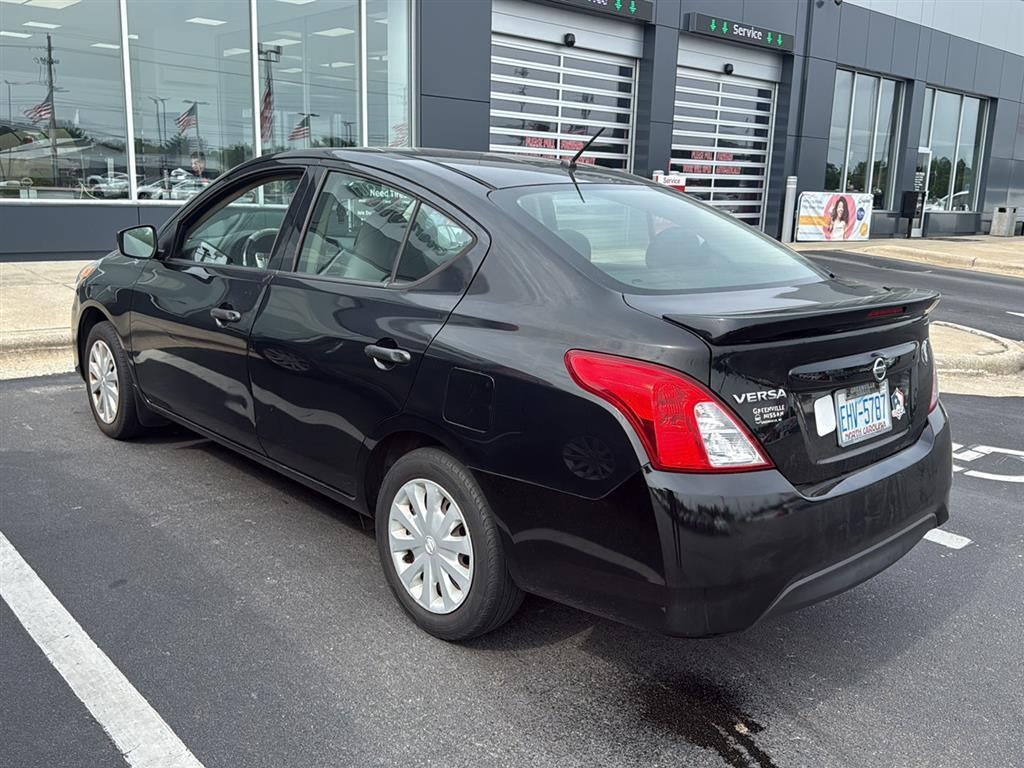 2017 Nissan Versa Sedan S Plus