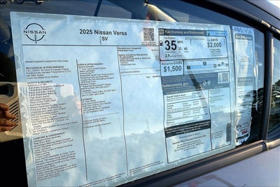 2025 Nissan Versa SV