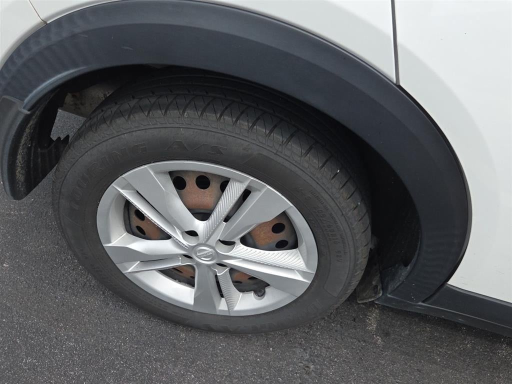 2023 Nissan Kicks S