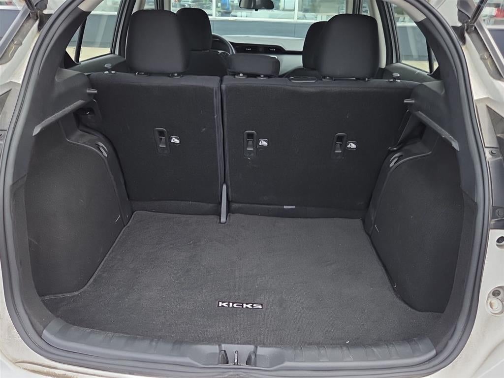 2023 Nissan Kicks S