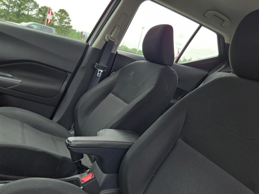 2023 Nissan Kicks S