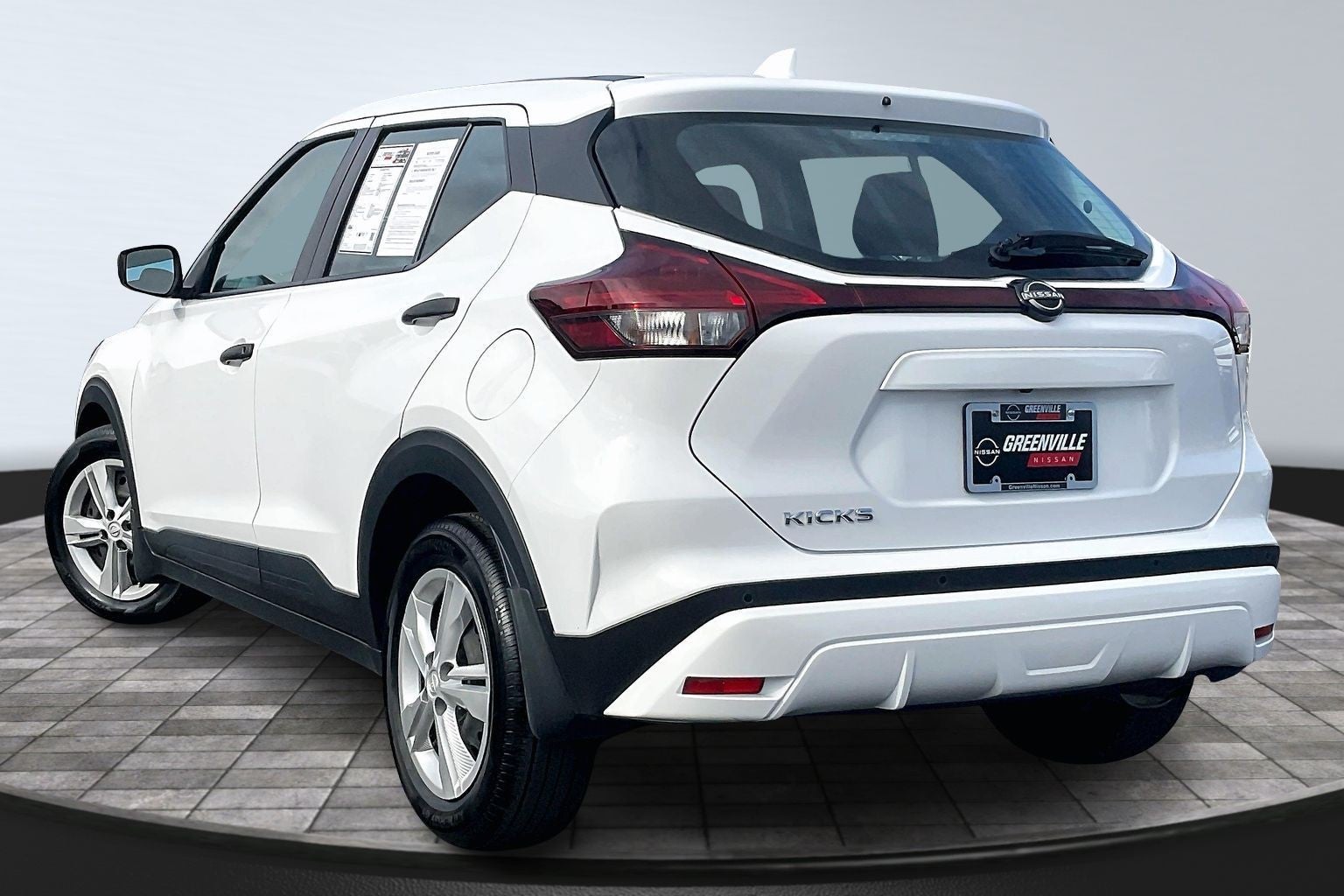 2024 Nissan Kicks S