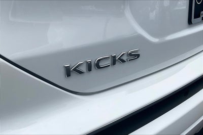 2025 Nissan Kicks Play S