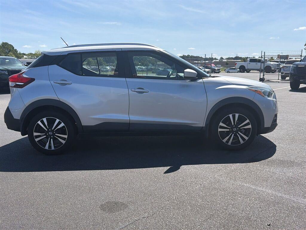 2019 Nissan Kicks SV