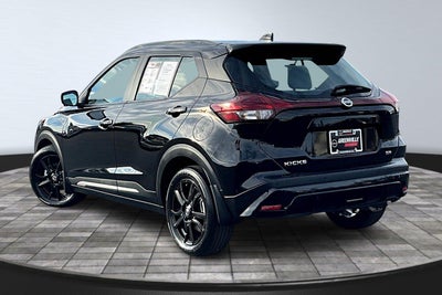 2021 Nissan Kicks SR