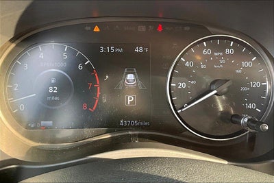 2021 Nissan Kicks SR